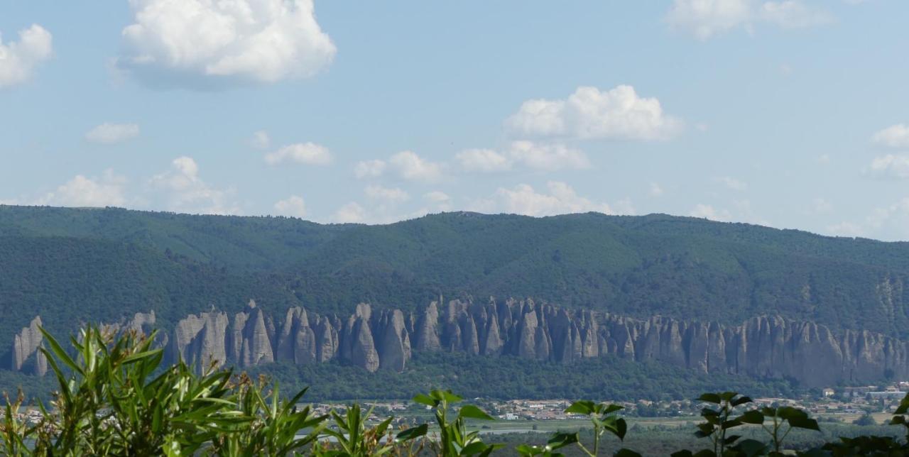 Les Vieux Murs Montfort  Zewnętrze zdjęcie
