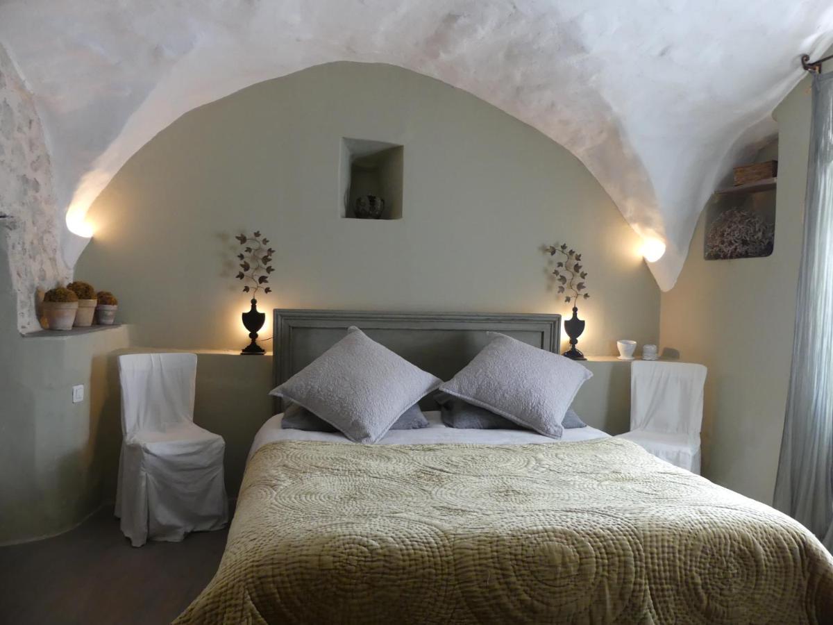 Les Vieux Murs Montfort  Zewnętrze zdjęcie