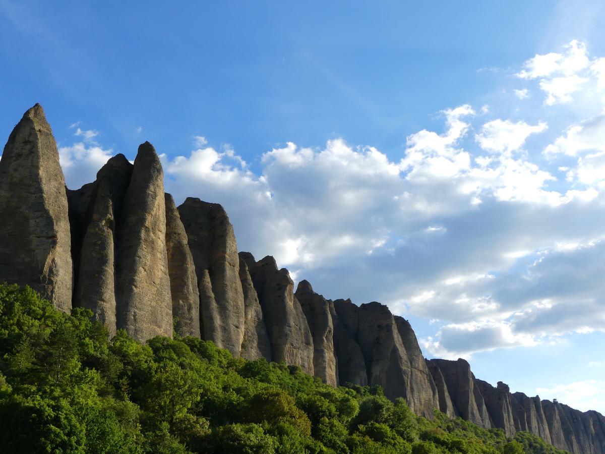Les Vieux Murs Montfort  Zewnętrze zdjęcie